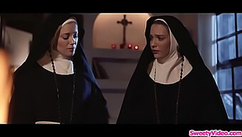 Dos Monjas Rubias Se Entregan Al Placer Oral Y Al Auto-Placer En Este Video Lésbico Ardiente.