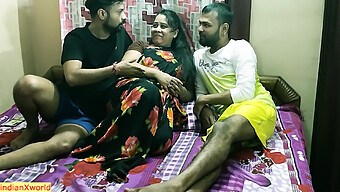 Trio Indian Cu O Milf Fierbinte Și Doi Bărbați Mai Tineri