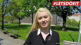 Turist adolescent polonez cu cerneală sedus de un bărbat ceh într-un videoclip "Let's do it"