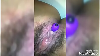 Jovem Garota Asiática Do Vietnã Desfruta De Sexo Com Um Pau Grande E Brinquedos - Trangchubby