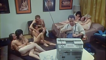 Vintage Orgy With Hairy Women Sucking And Fucking