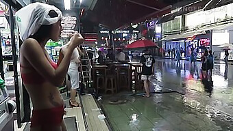 Refugio Erótico Secreto Para Turistas Sexuales En Pattaya, Tailandia