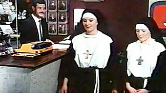 Monjas Retro Se Ponen Calientes Y Sucias En Un Video Hardcore